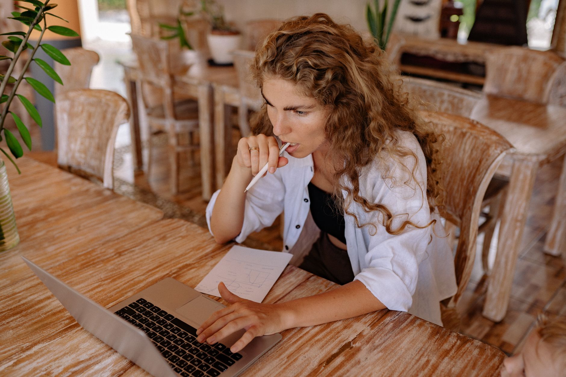 Best ChatGPT Prompts for Client Communication