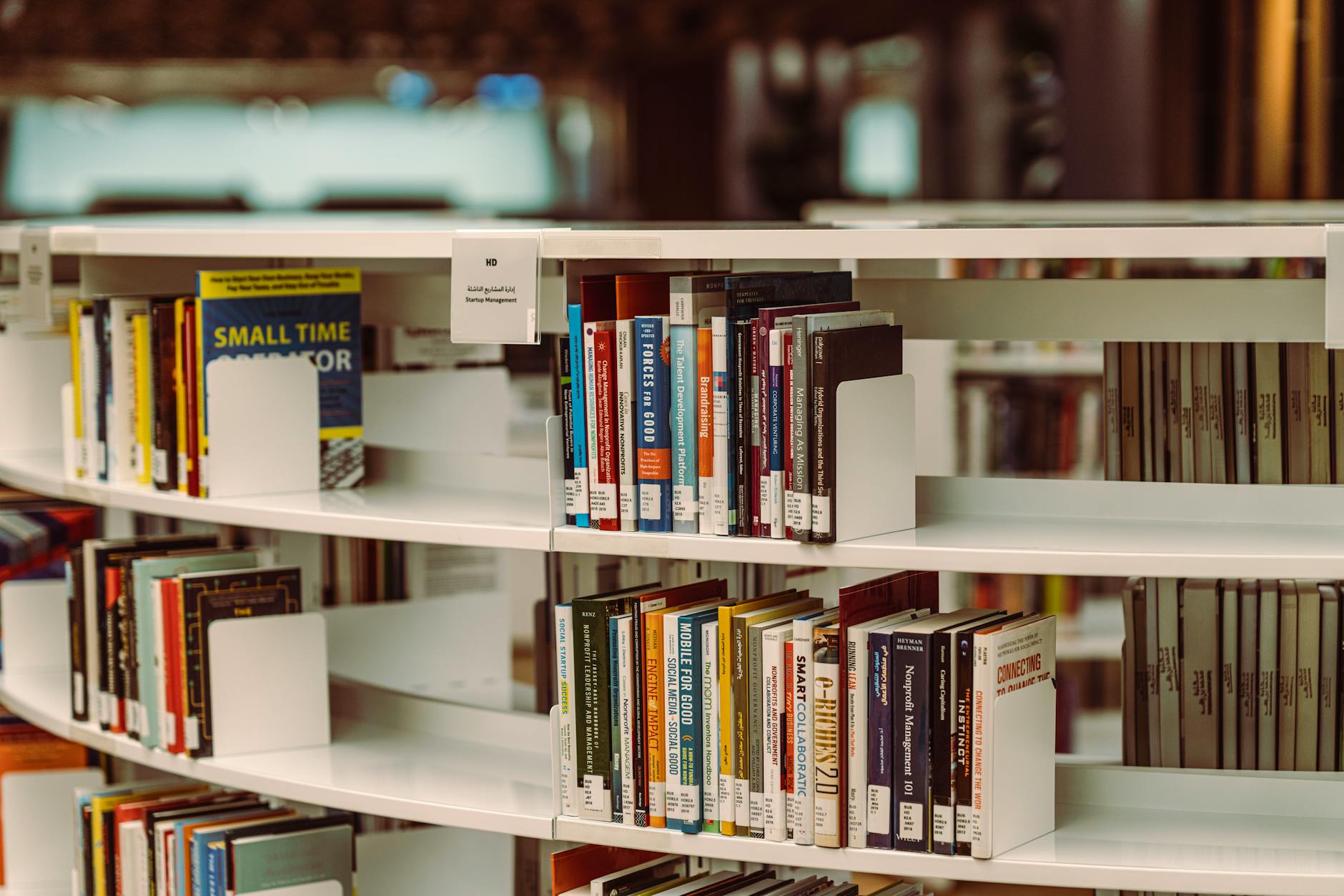 How to Build Your Own Solopreneur Prompt Library