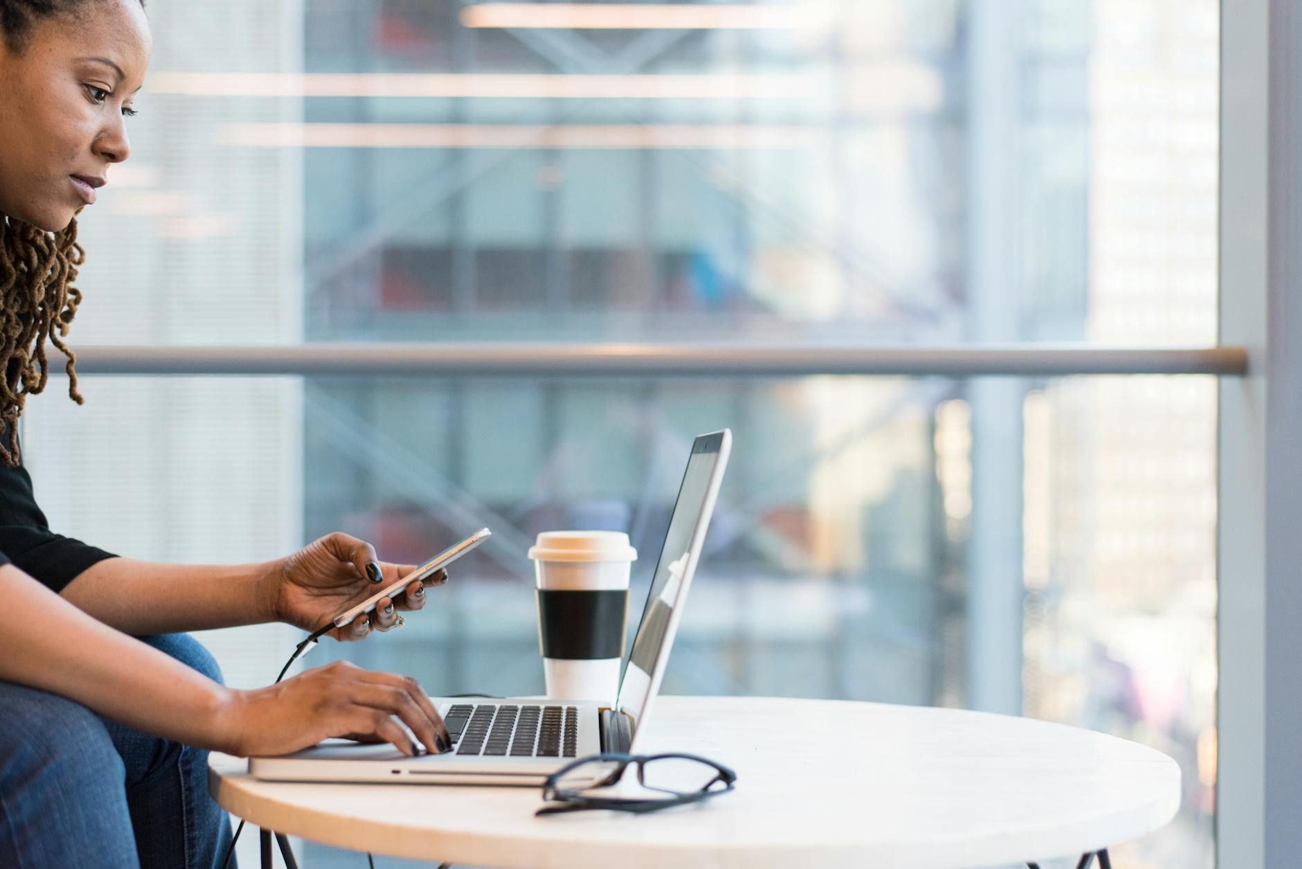 7 Best AI Tools for Solopreneurs 2026: Proven Picks