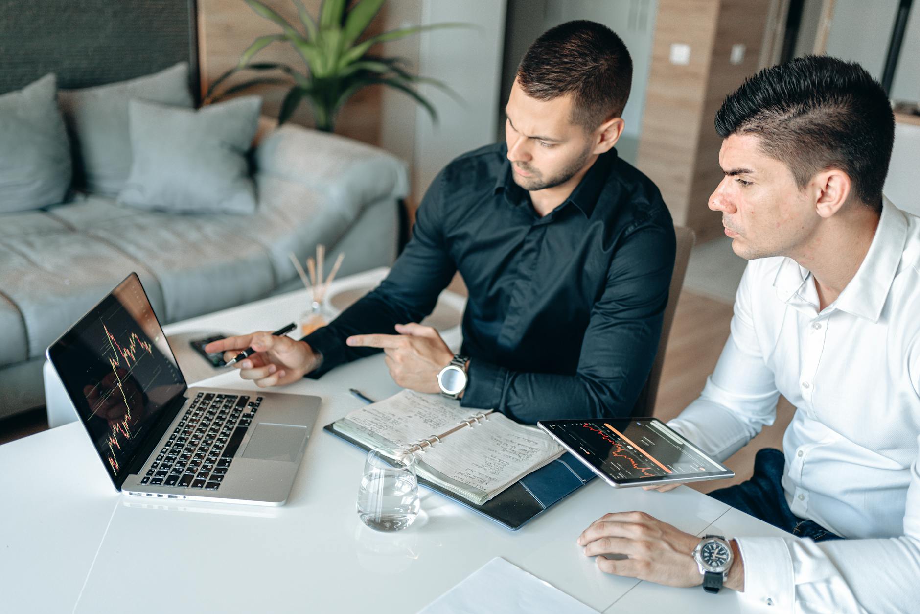 Claude AI vs Copilot 2026: The Honest Verdict for Solopreneurs