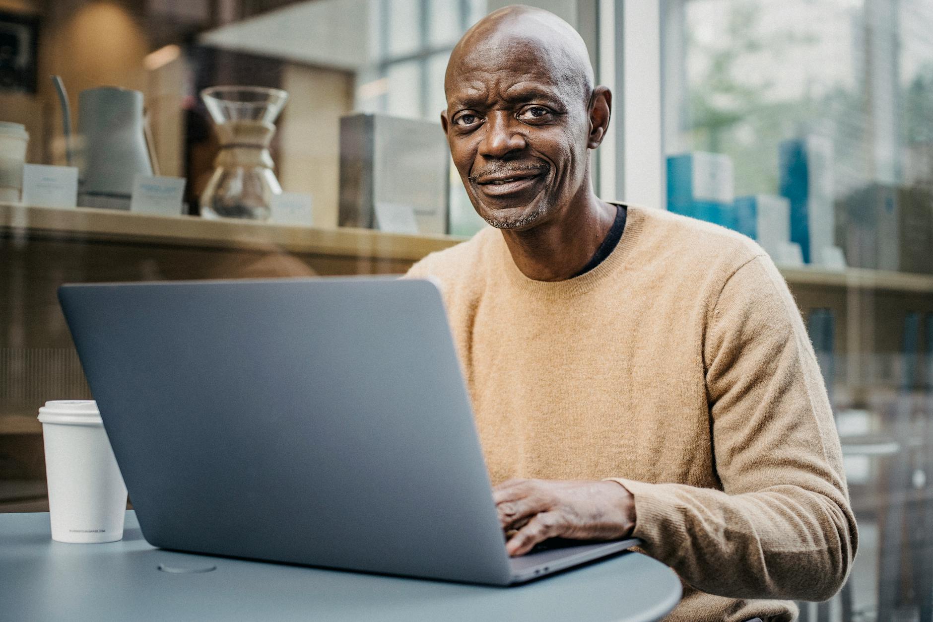 How to Use Claude for Invoice and Contract Drafting
